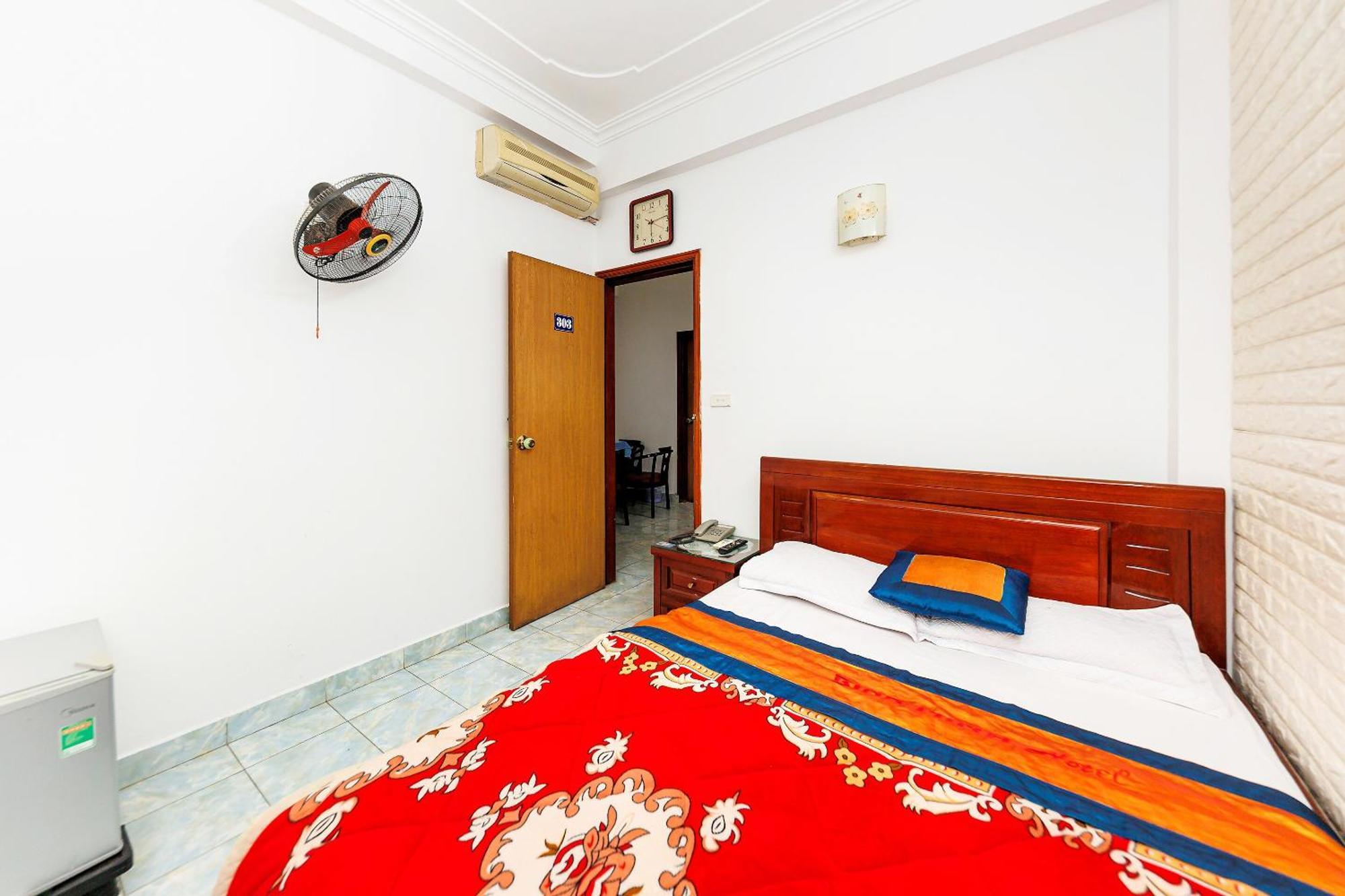 Binh Minh Ngoc Khanh Hotel Hanoi Buitenkant foto